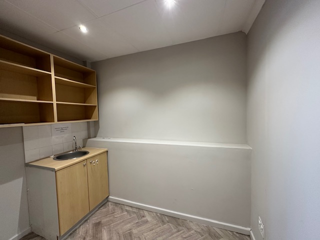 To Let Commercial Property for Rent in Observatory Western Cape